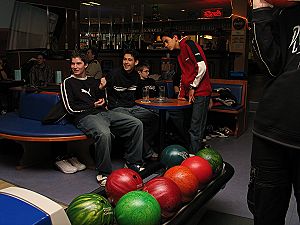 Eine große Auswahl an Bowlingkugeln